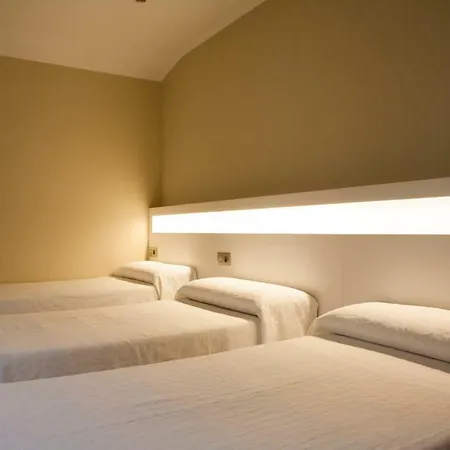 Casa Canosa 3* א-קורוניה